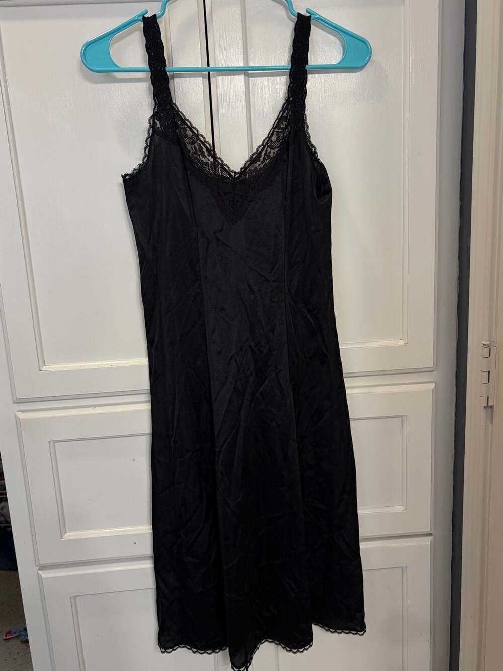 Vanity Fair Slip Dress Size 32 Black Nylon Lace Trim